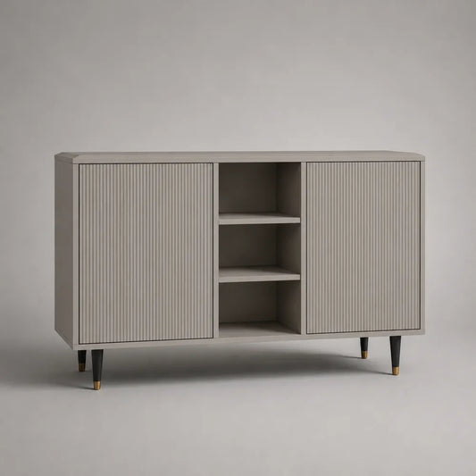 Credenza bassa rettangolare in truciolare melaminico beige tortora con 2 ante scanalate e vani a giorno centrali 140 x 40 x 80 cm