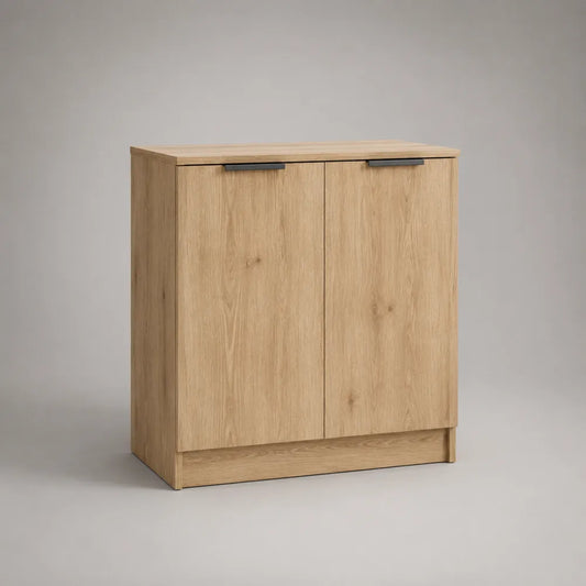 Credenza bassa in MDF effetto rovere chiaro con 2 ante battenti e base a zoccolo 80 x 40 x 85 cm con maniglie nere